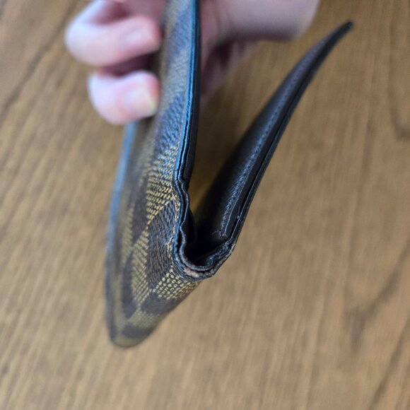 Louis Vuitton wallet - Picture 8 of 10